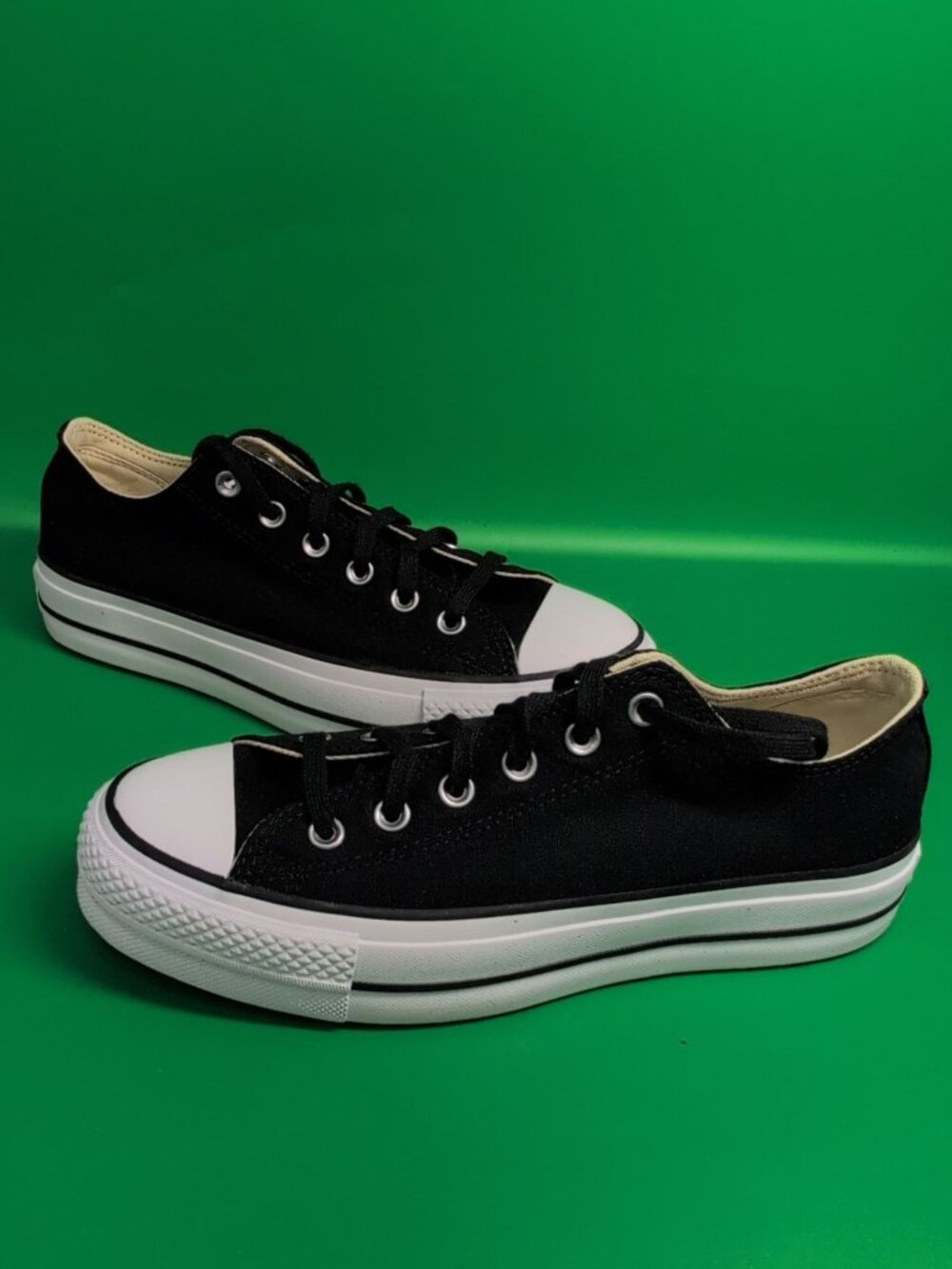 Converse Chuck Taylor All Star Low Top Women Shoes US Size 9.5 Black